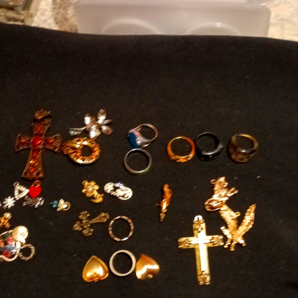 Missulanious jewlery